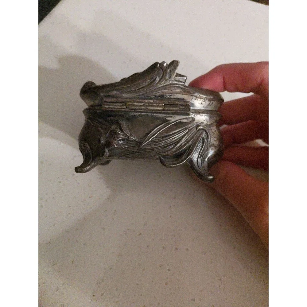 Antique Art Nouveau silver-plated metal footed jewelry Trinket Box Daffodils
